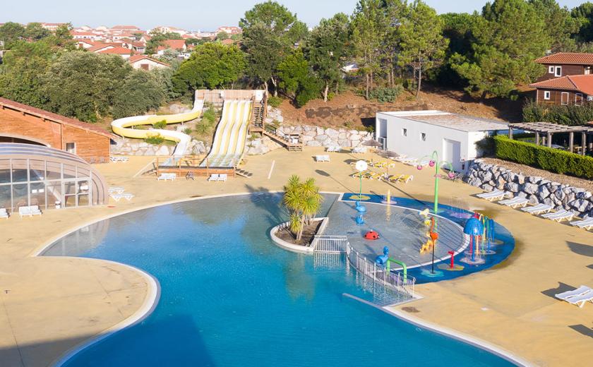 Vue aérienne complexe aquatique du camping Mimizan Plage